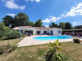 JOLIE MAISON PISCINE CAILLAUDERIE